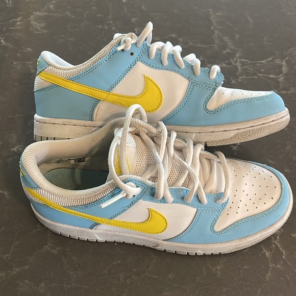 Nike Dunk Lows GS Size 6Y - Picture 8 of 9